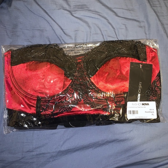 FASHION NOVA 🥵 3-Piece Lingerie 💋 NEVER WORN ❗️ - Picture 3 of 3